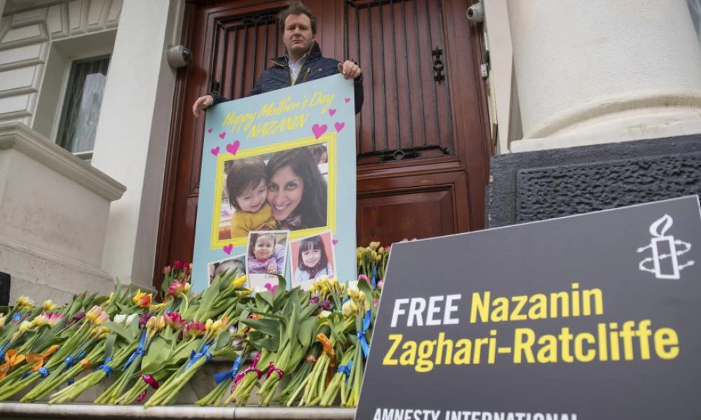 Ανάρτηση Βρετανού ΥΠΕΞ: "Απαράδεκτη και αυθαίρετη η δίκη της Ναζανίν Ζαγαρί-Ράτκλιφ"